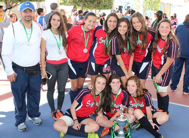 以及管理层 以及管理层